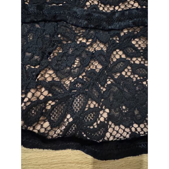 Alexis Raffia Flounce Lace Mini Dress size XS $545 - Picture 3 of 7